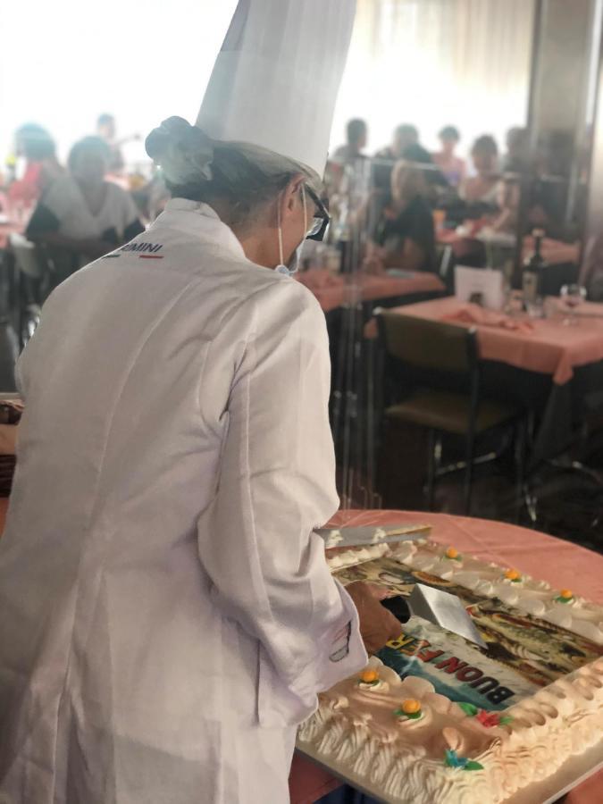 Hotel Calypso Bellaria-Igea Marina Eksteriør billede
