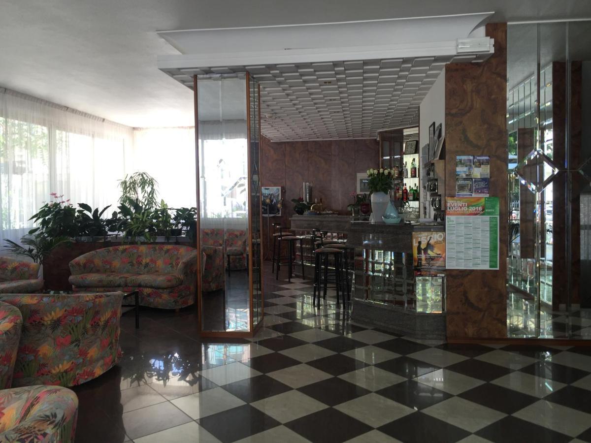 Hotel Calypso Bellaria-Igea Marina Eksteriør billede